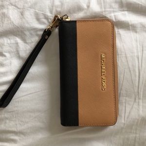 michael kors wallet